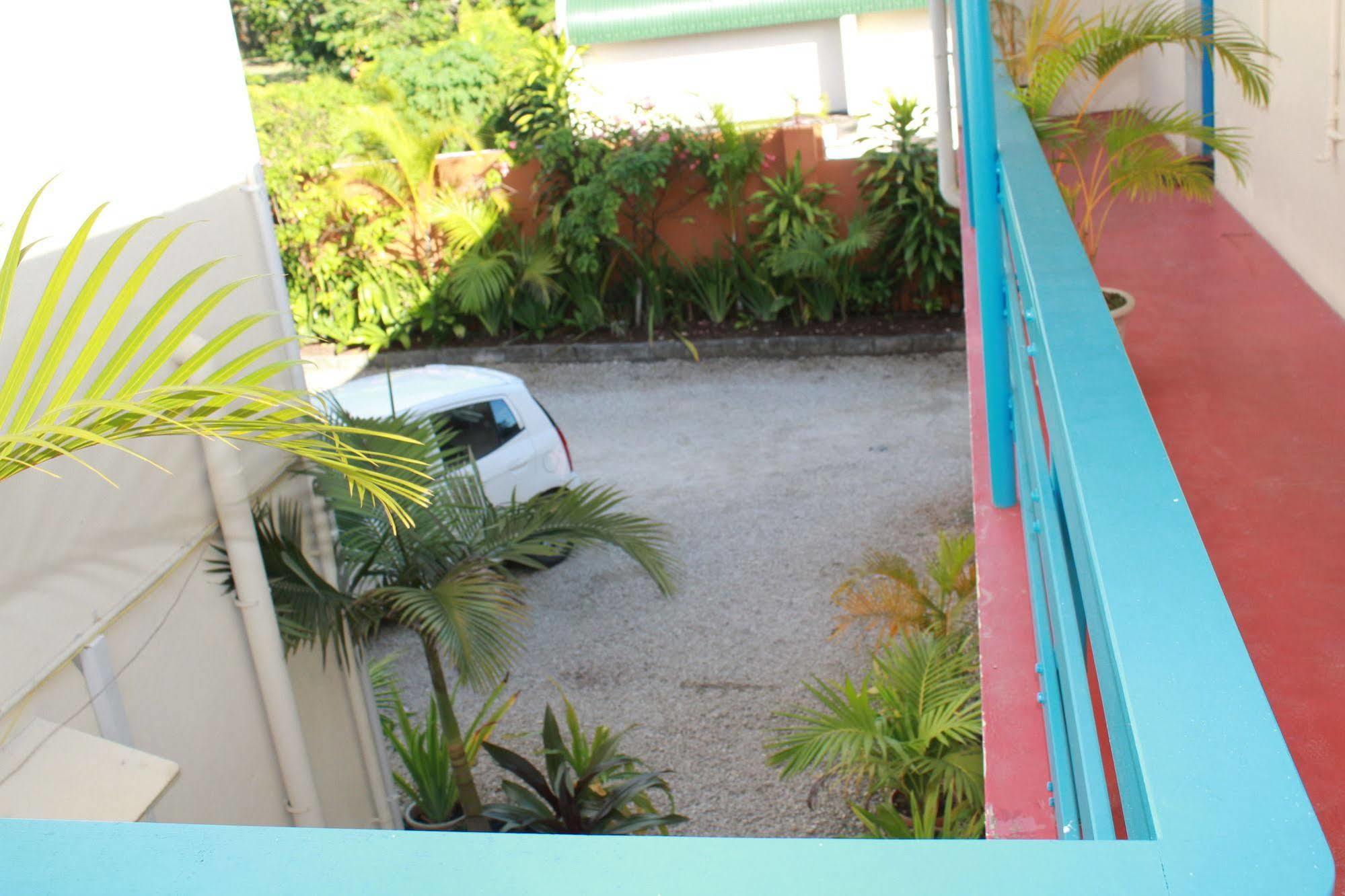 Pacific Paradise Motel Port Vila Exterior foto