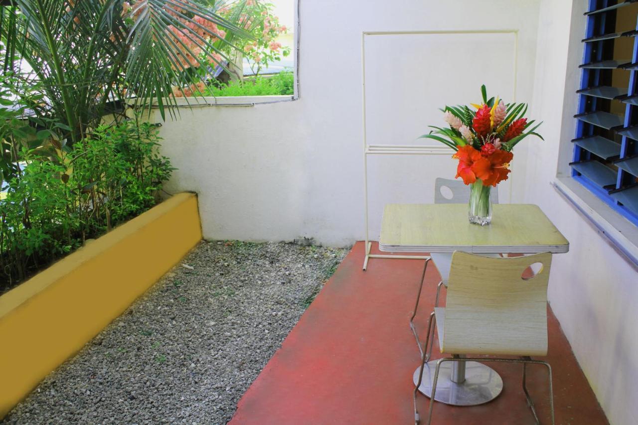 Pacific Paradise Motel Port Vila Exterior foto